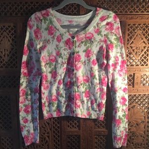 Abercrombie & Fitch Roses Cardigan